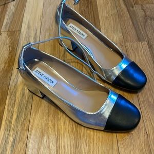 Steve Madden silver black cap toe